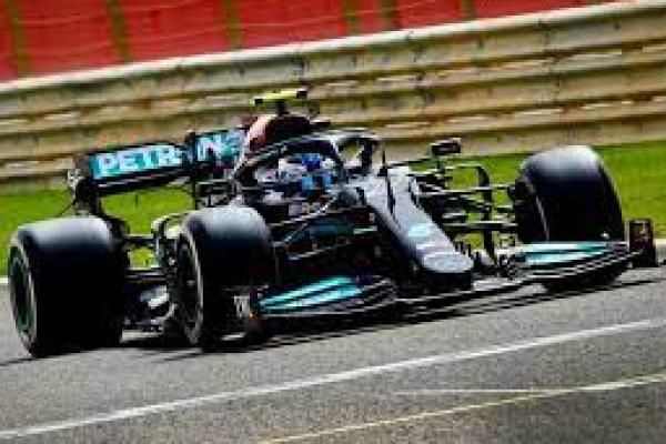 Duo Tim Mercedes Pimpin Sesi Latihan GP Hungaria