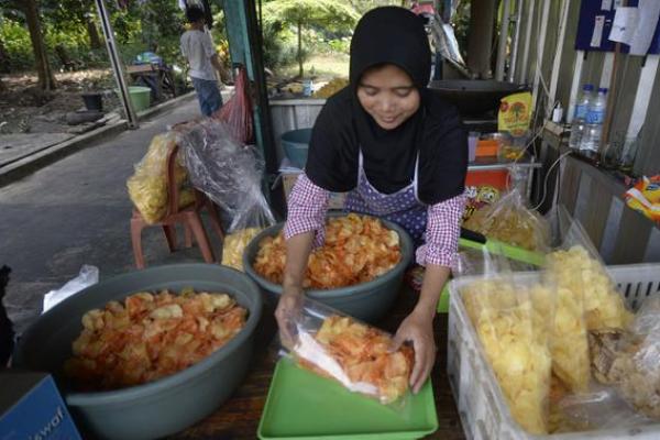 Lima Camilan Khas Jawa Barat Tembus Pasar Korsel