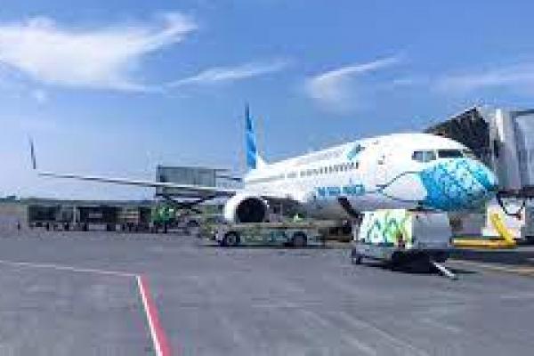 Garuda Indonesia Larang Sementara Angkut Ponsel Vivo