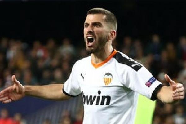 Barca Berencana Bidik Pemain Valencia Jose Gaya