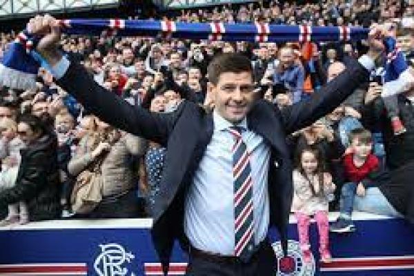 Gerrard Antar Rangers Juara Liga Primer Skotlandia, 