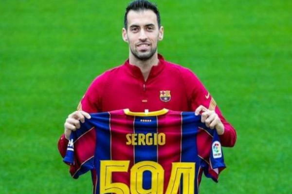 Jelang Euro 2020, Sergio Busquets Positif Covid-19 