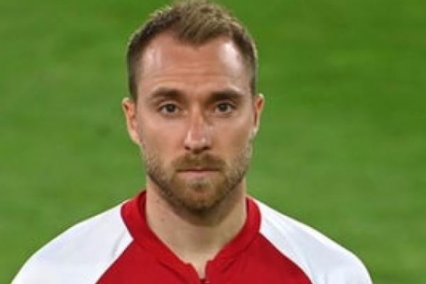 Sempat Pingsan di Lapangan, Eriksen Kini Siuman di Rumah Sakit