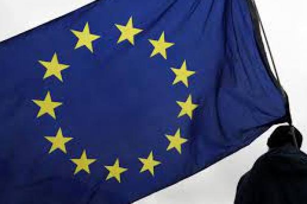 UE Ijinkan Negara-Negara Tertentu Ke Daftar Perjalanan Bebas Karantina 