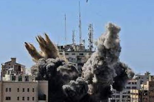 Serangan Udara Zionis Israel Targetkan Hamas di Gaza