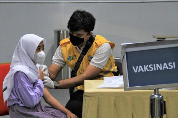Meski Sudah Vaksin Lengkap, Turis Inggris ke India Tetap Jalani Karantina