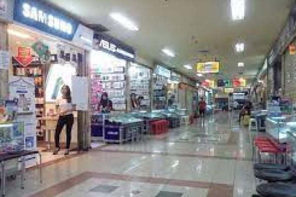 Pemerintah Tanggung PPN Sewa Toko di Mall 
