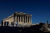 Suhu Panas Paksa Monumen Acropolis Kuno di Athena Tutup