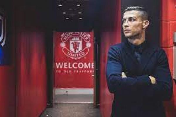 Ronaldo Pulang ke Old Trafford