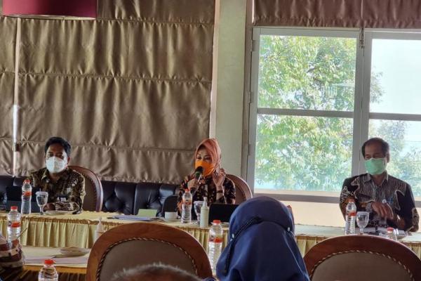 Dirjen Aisyah Pimpin Rapat Pengendalian Kegiatan Ketahanan Pangan PPKTrans