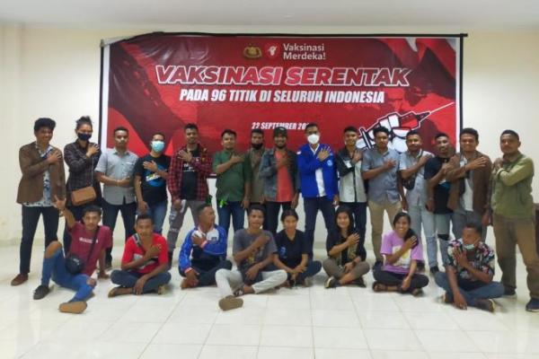 Sinergitas Polri-GAMKI NTT-GMKI Kupang Gelar Vaksin Merdeka Serentak di Kampus IAKN Kupang