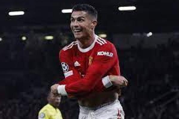 Ronaldo Jadi Pahlawan Untuk MU 