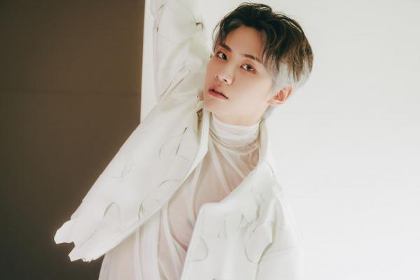 Lee Jinhyuk adakan Showcase Online untuk Membahas EP ke Empatnya