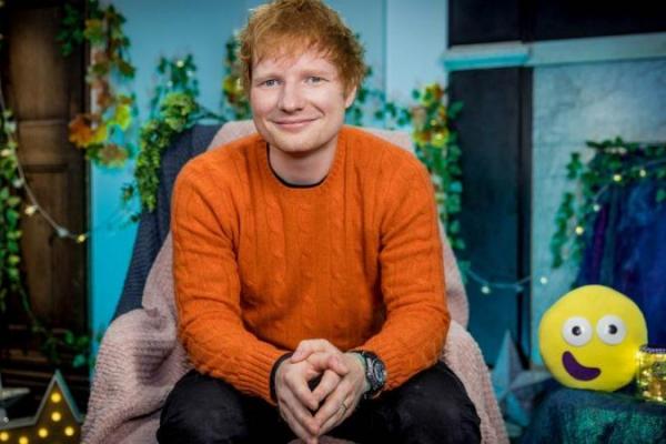 Penyanyi Ed Sheeran dinyatakan Positif COVID19 dan akan Jalani Isolasi Mandiri di Rumah