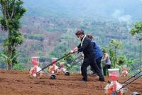 Di Garut, Mentan Syahrul Ajak Pemimpin Daerah Maksimalkan Lahan Pertanian