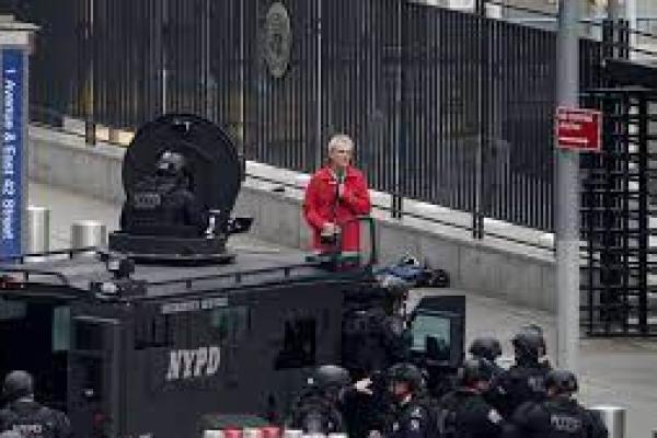 Pria Bersenjata di Luar Kantor PBB di New York Ditahan Polisi