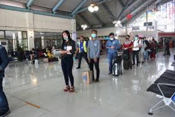 Tiga WNA  Cina Terindikasi Varian Omicron