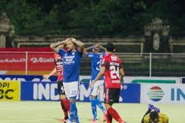 Gol Tunggal Stefano Lilipay Menangkan Bali United Atas Persib Bandung