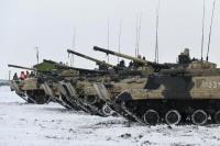 Rusia Tarik Beberapa Pasukannya ke Pangkalan, Ukraina Tetap Berhati-hati
