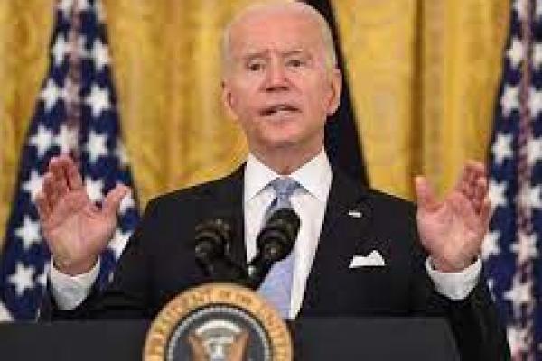 Biden Peringatkan Warga AS Tinggalkan Ukraina 