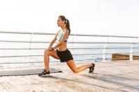 Kuatkan Otot Tubuh Bagian Bawah, Berikut Manfaat dan Gerakan Olahraga Lunges