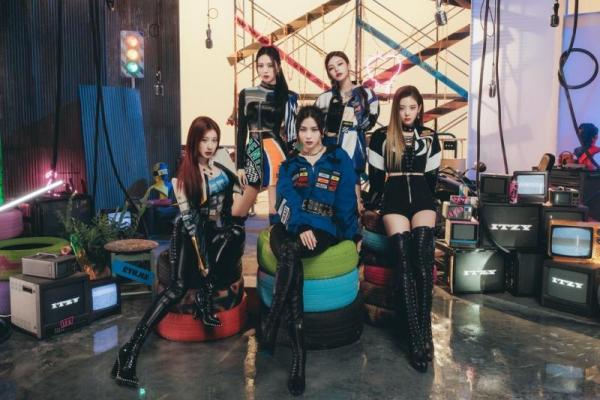 Berada di Puncak LINE Music, Album Original ITZY Sukses di Jepang
