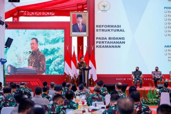 TNI Harus Disiapkan Menghadapi Perang Masa Depan yang Mengandalkan Adaptasi Teknologi
