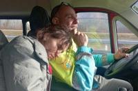 Pria Ini Nyetir 5.000 km untuk Selamatkan Tunangannya di Ukraina