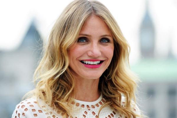 Tak Cemas Wajahnya Menua, Cameron Diaz Bangga Sebentar Lagi Berusia 50 Tahun