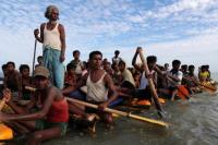 Kapal yang Membawa Lebih dari 200 Pengungsi Rohingya Berlabuh di Aceh