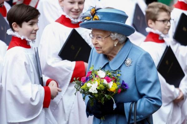 Jelang Platinum Jubilee Ratu Elizabeth, PM Johnson dan Parlemen Beri Penghormatan