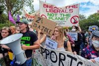 Tuntut Tindakan Perubahan Iklim, Aktivis Australia Datangi Rumah PM Morrison