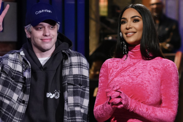 Kim Kardashian Diberi Hadiah Tato "My Girl Is A Lawyer" Oleh Sang Pacar Pete Davidson