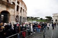 Meningkat 50 Ribu Kasus Covid dalam Sehari, Italia Laporkan 169 Kematian