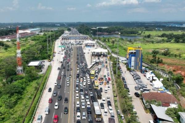 One Way Arus Balik Jalan  Tol Resmi Berlaku, Ini Rutenya 