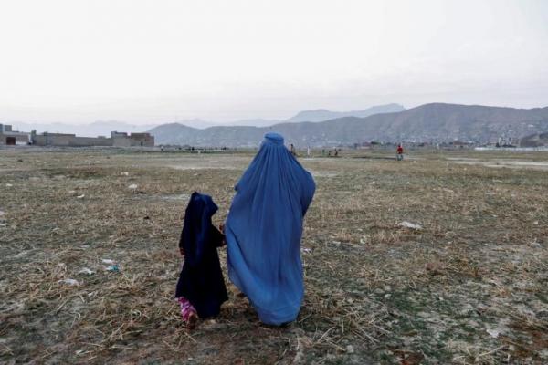 Taliban Kembali Berlakukan Wajib Cadar Bagi Wanita Afghanistan