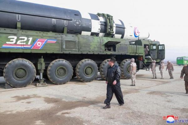 Usai Laporkan Wabah Covid, Korea Utara Tembakkan Tiga Rudal Balistik