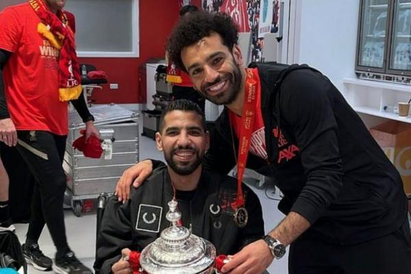 Liverpool Undang Sahabat Mohamed Salah Untuk Rayakan Gelar Juara Piala FA