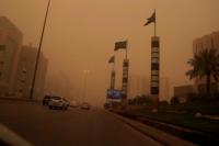 Badai Pasir Menyelimuti Sebagian Wilayah, Arab Saudi Keluarkan Peringatan