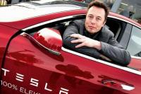 Pemilk Produsen Mobil Listrik Tesla, Elon Musk