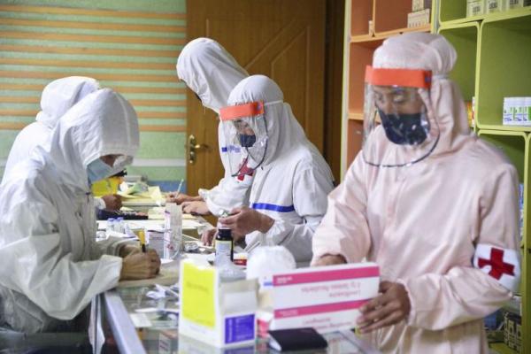 Korea Utara Tingkatkan Produksi Obat dan Pasokan Medis untuk Perangi Covid