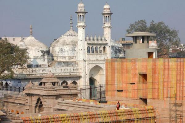 Kelompok Hindu Ajukan Petisi Baru, Melarang Muslim Masuki Masjid Bersejarah India