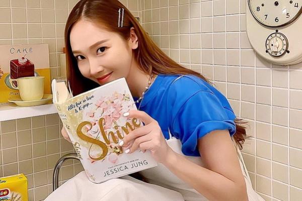 Novel Shine Karya Jessica Jung Eks Member SNSD, Kisah Seorang Gadis Mengejar Mimpi Jadi Idol K-Pop