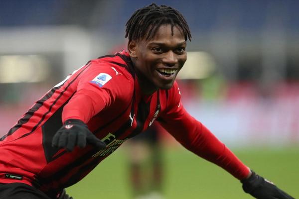 Gagal Datangkan Mbappe, Real Madrid Buru Bintang Muda AC Milan Rafael Leao