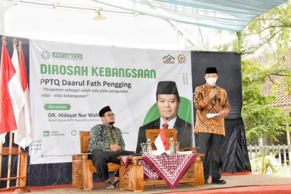 HNW: Umat  Umat Islam Wajib Bekerja Sama Dengan Kelompok Manapun