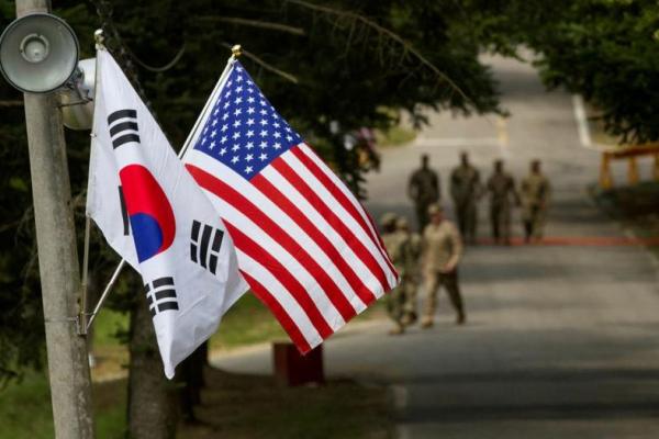 Jarang Terjadi, Korea Selatan dan Amerika Latihan Perang di Kapal Induk