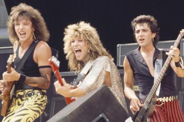 Mantas Bassis Bon Jovi Meninggal Dunia
