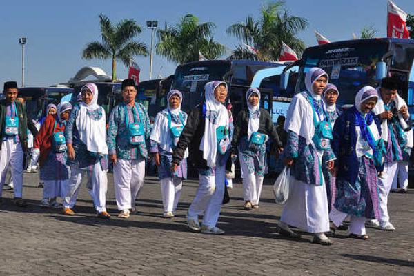 Kaki Bisa Melepuh, Jamaah Calon haji Indonesia Ingatkan Pakai Alas Kaki 