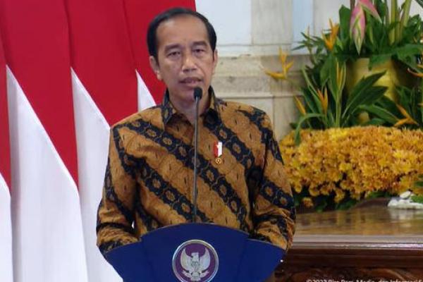 Presiden Jokowi Diperkirakan akan Merombak Kabinet Sore Nanti