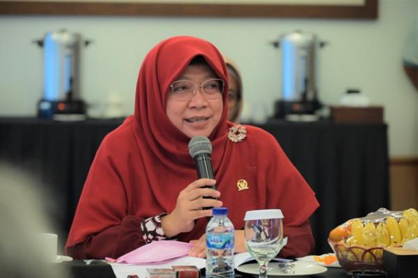 Anggota DPR: Pertumbuhan Ekonomi Indonesia Stagnan Selama 10 Tahun